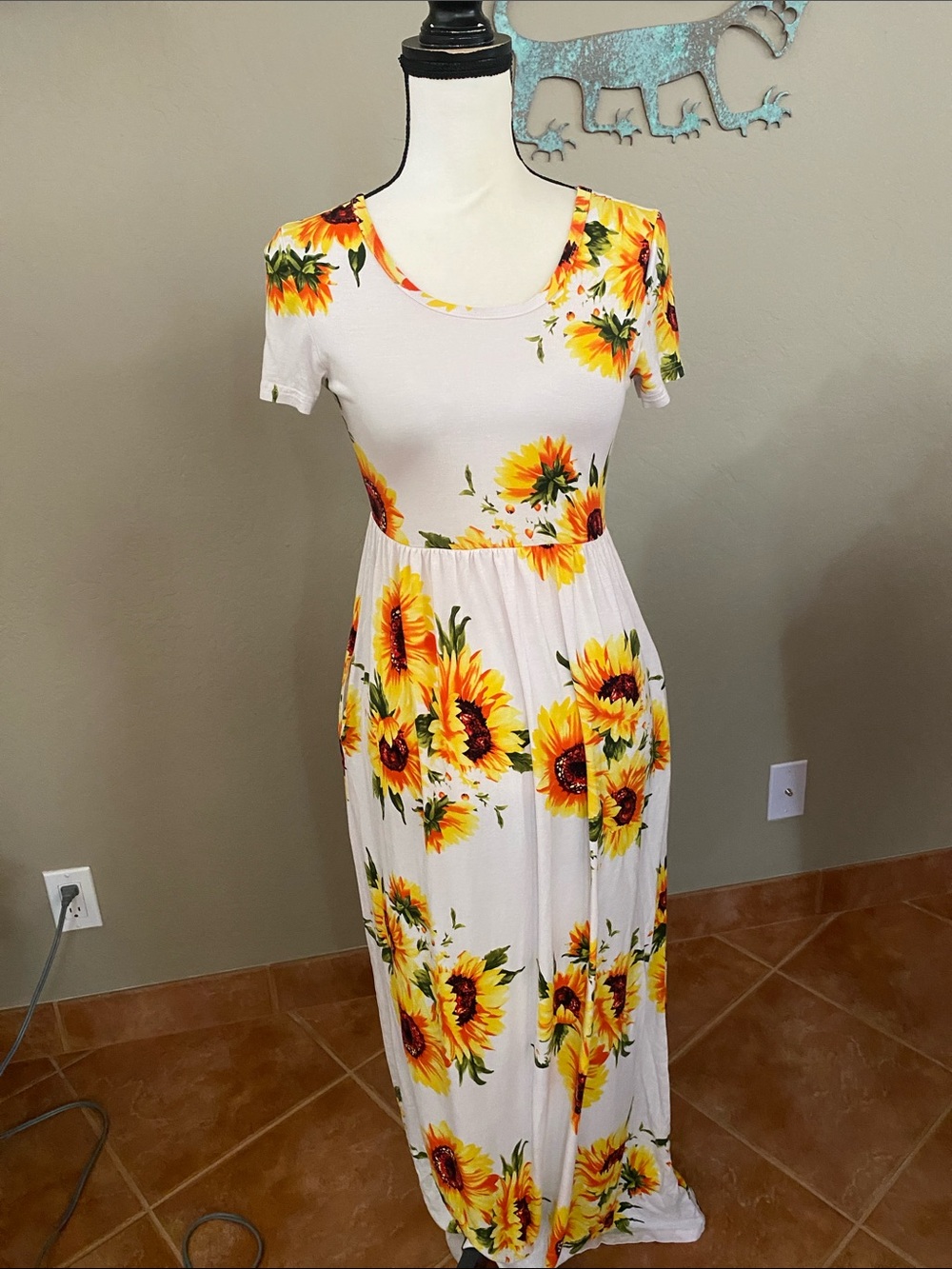 White Sunflower Maxi Dress - Women's Floral Summer Dress